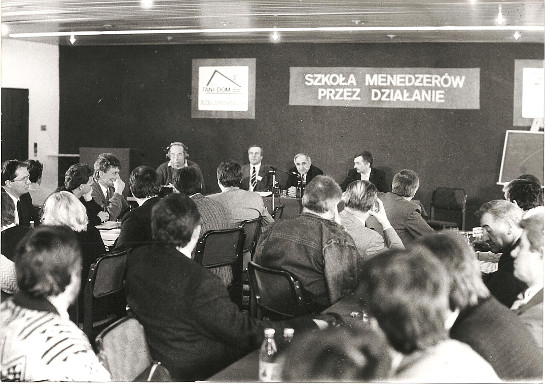 Szko�a Mene�er�w 1